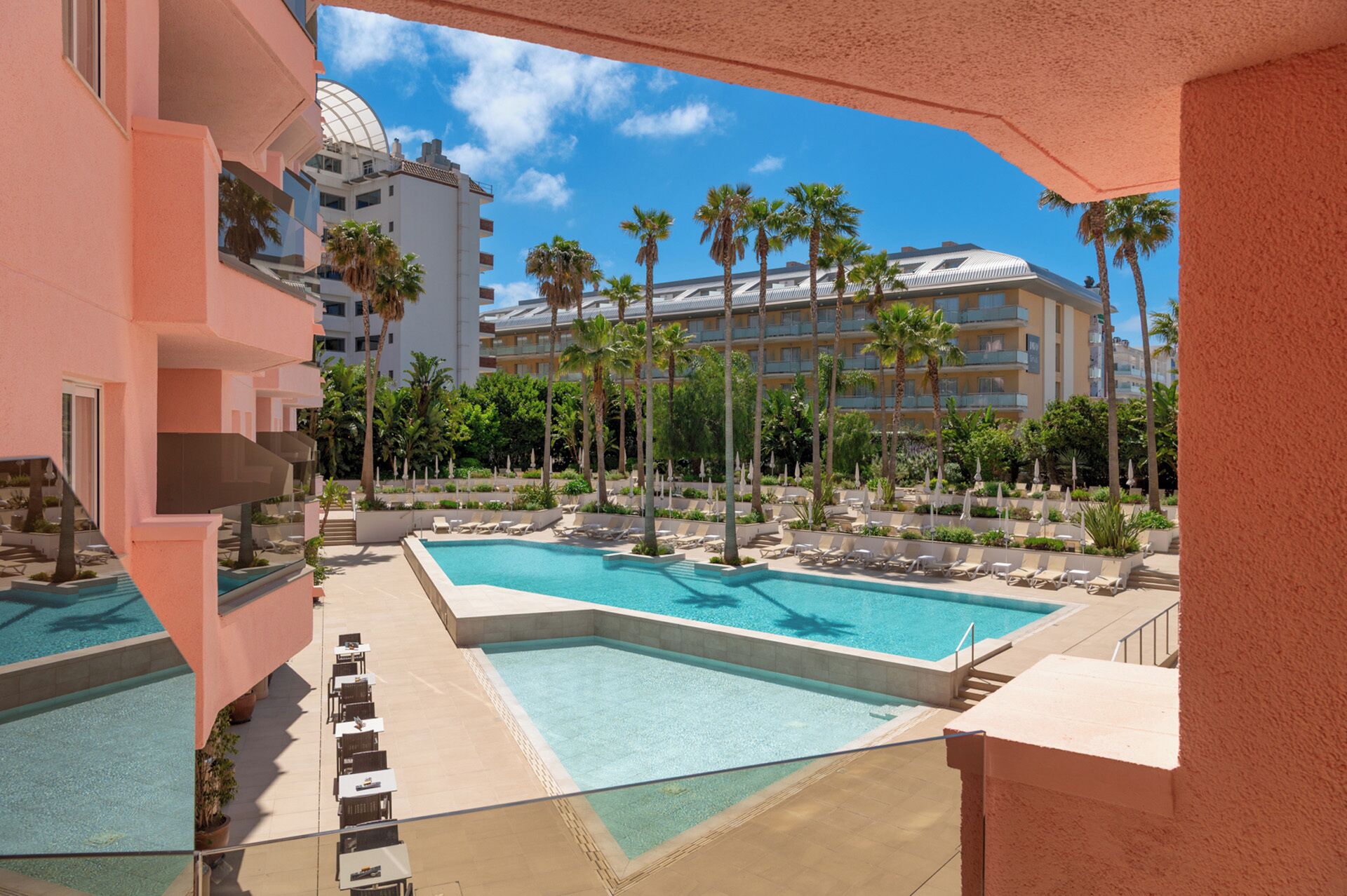 AQUA Hotel The Breeze & Spa