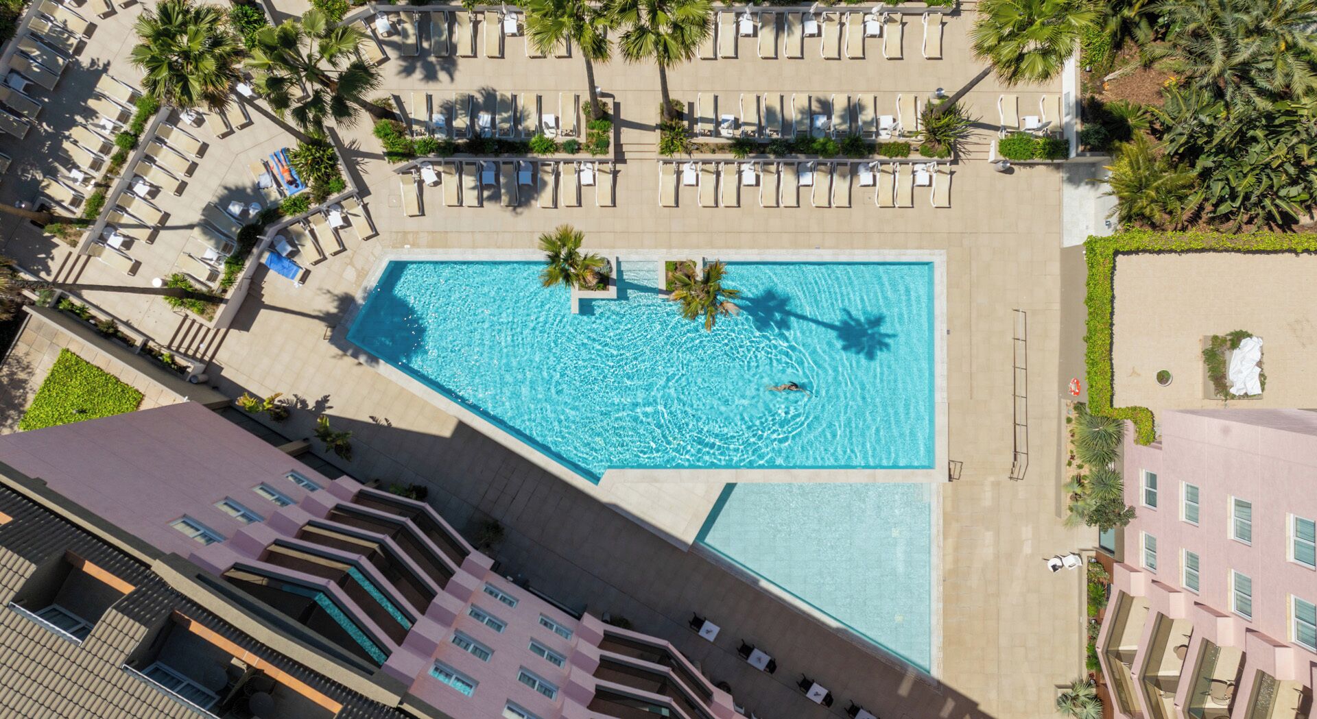 AQUA Hotel The Breeze & Spa