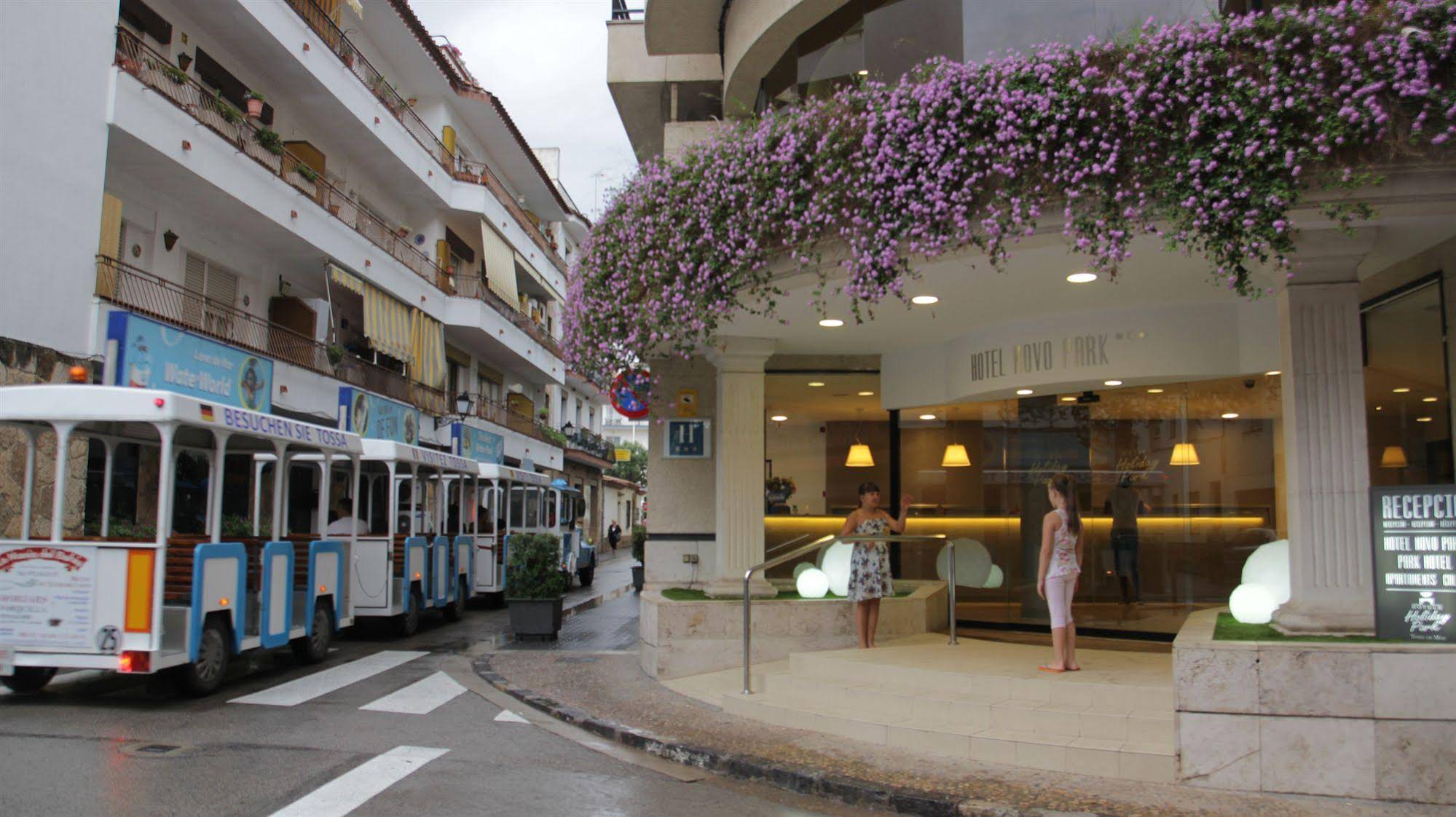Hotel URH Novo Park