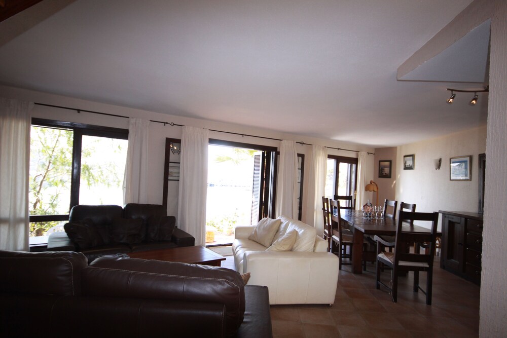 Inmovecos Bahía De Las Palmeras