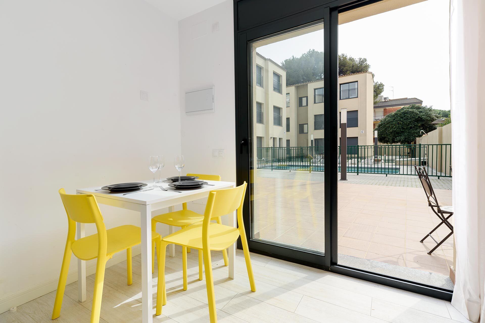 Castell Beach Aparthotel