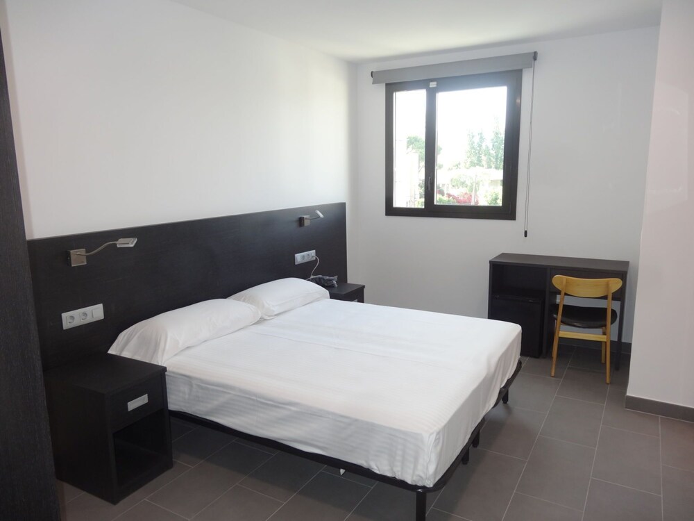 Hotel 6 Bis