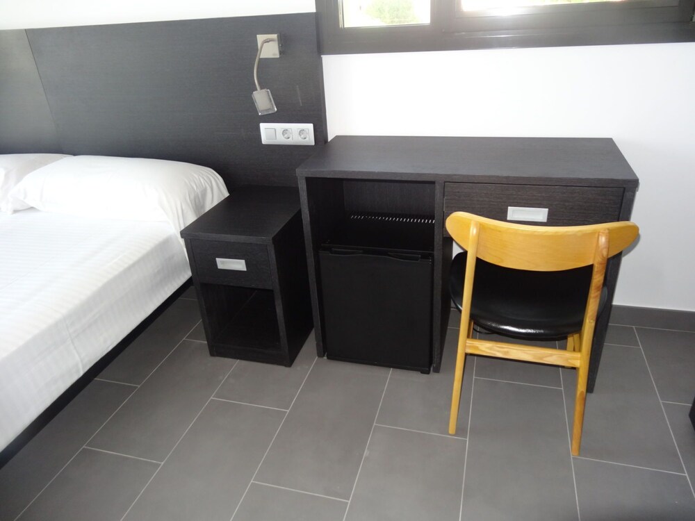 Hotel 6 Bis