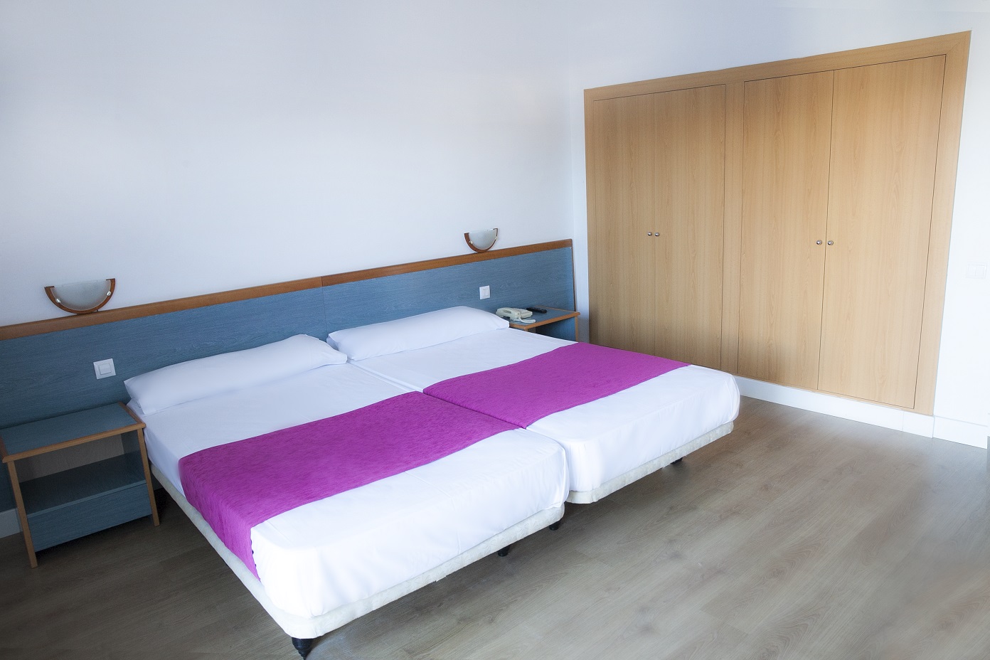 Hotel Brisamar Suites