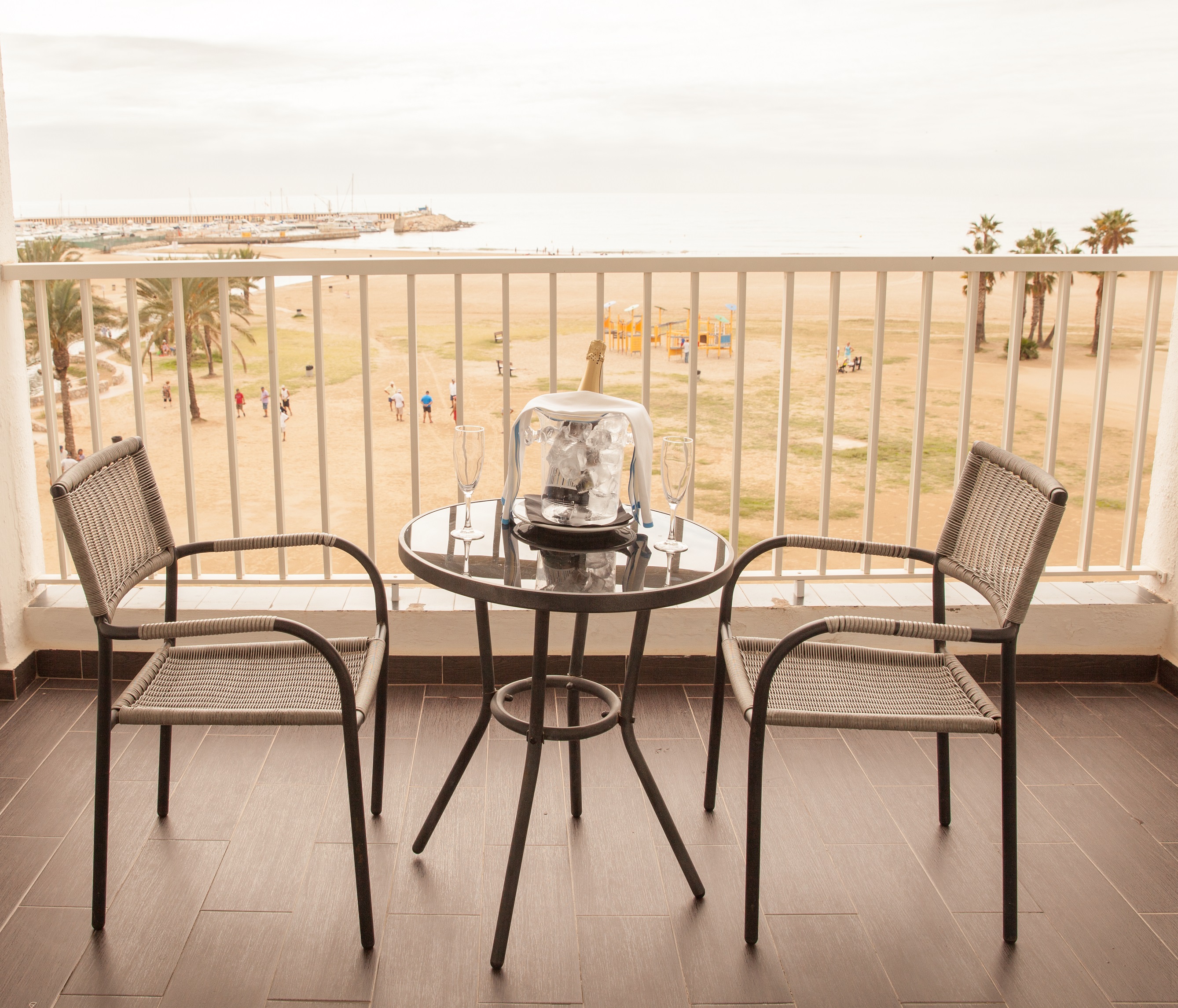 Hotel Brisamar Suites