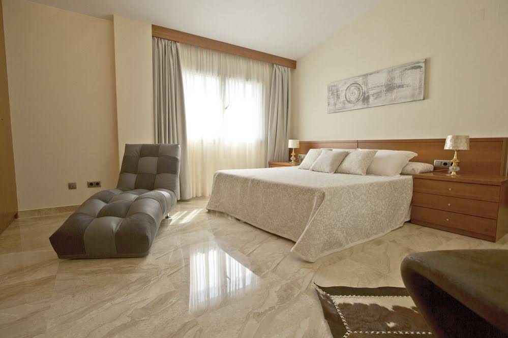 Hotel La Font Del Roc