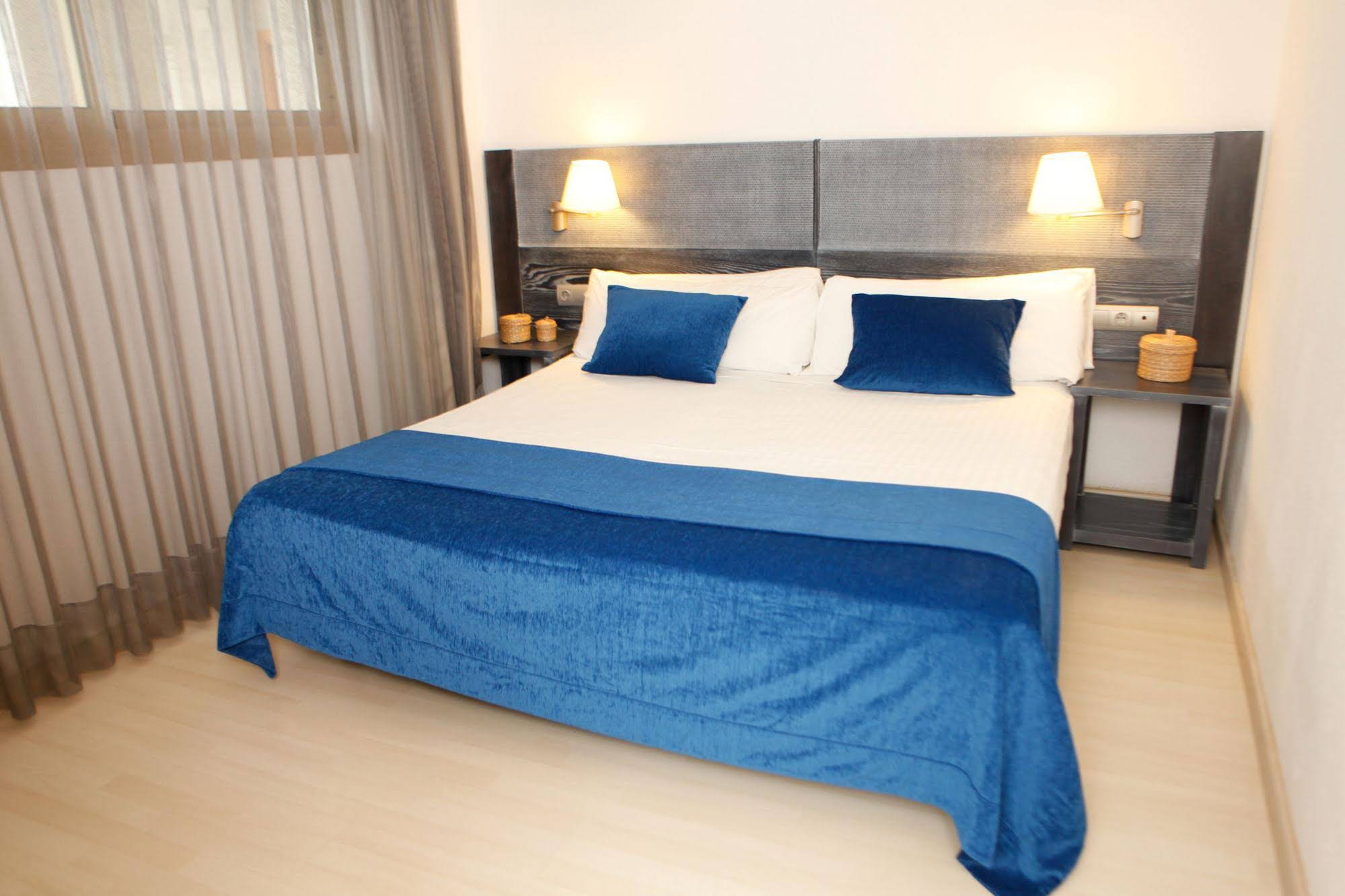 Acacias Apartamentos Salou