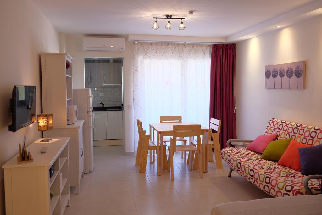 Alboran Apartments by Arysal