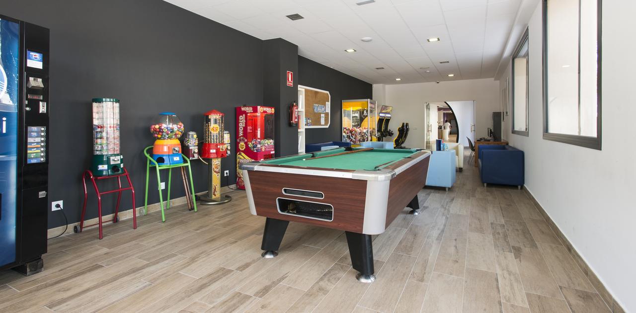 Aparthotel California