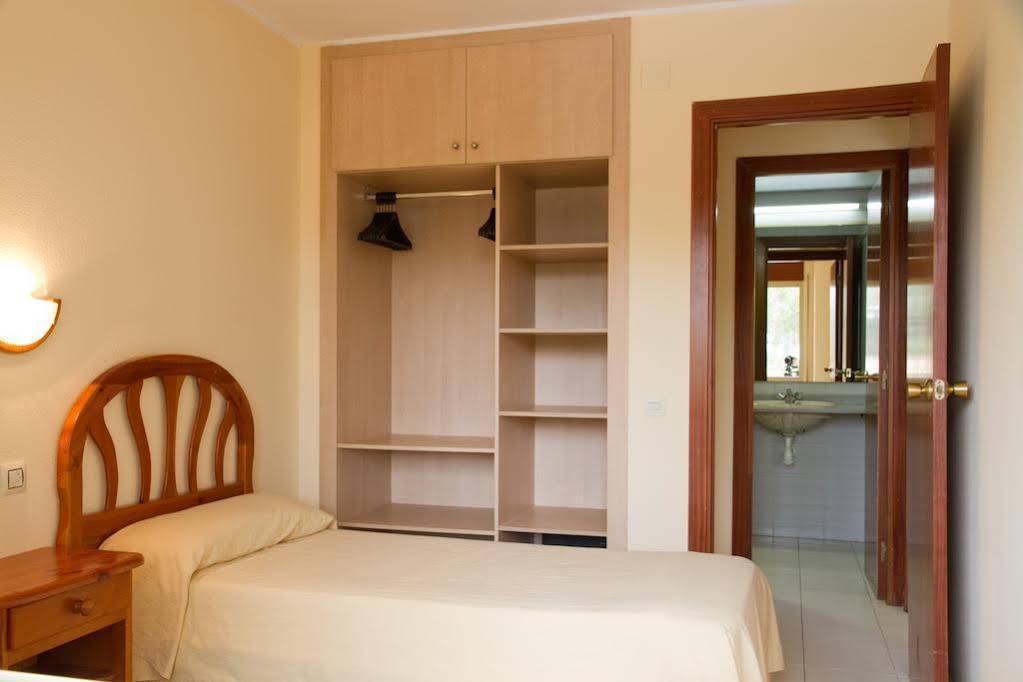Arquus Salou by Rentalmar