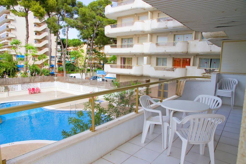 Arquus Salou by Rentalmar
