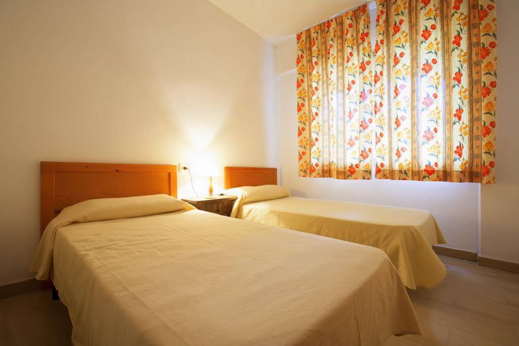 Arquus Salou by Rentalmar