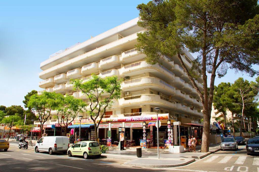 Arquus Salou by Rentalmar