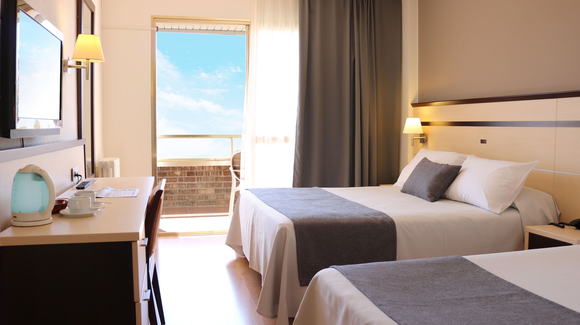 Golden Port Salou & Spa