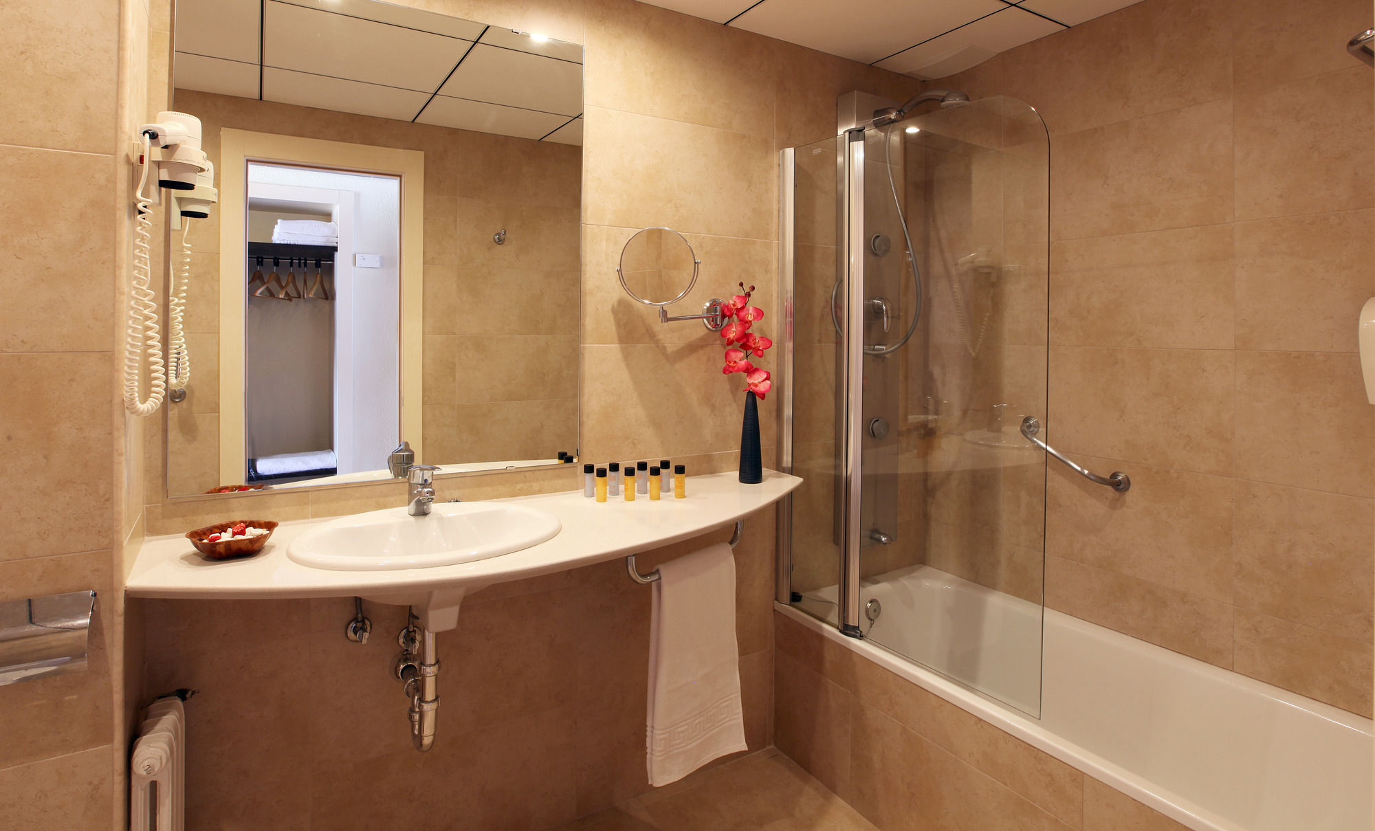 Golden Port Salou & Spa