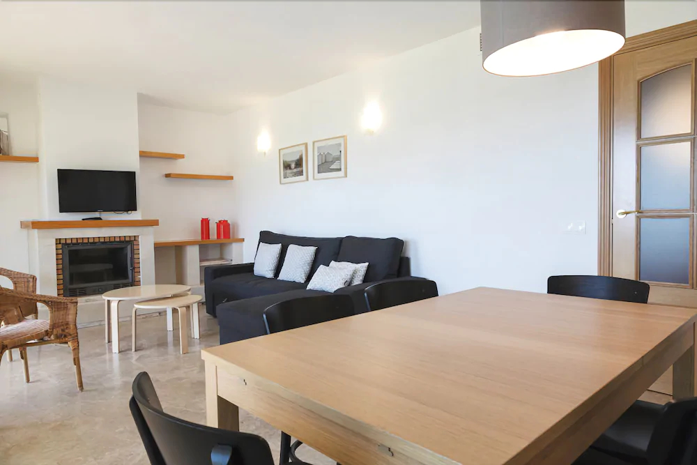 UHC Arinsal Family Complex