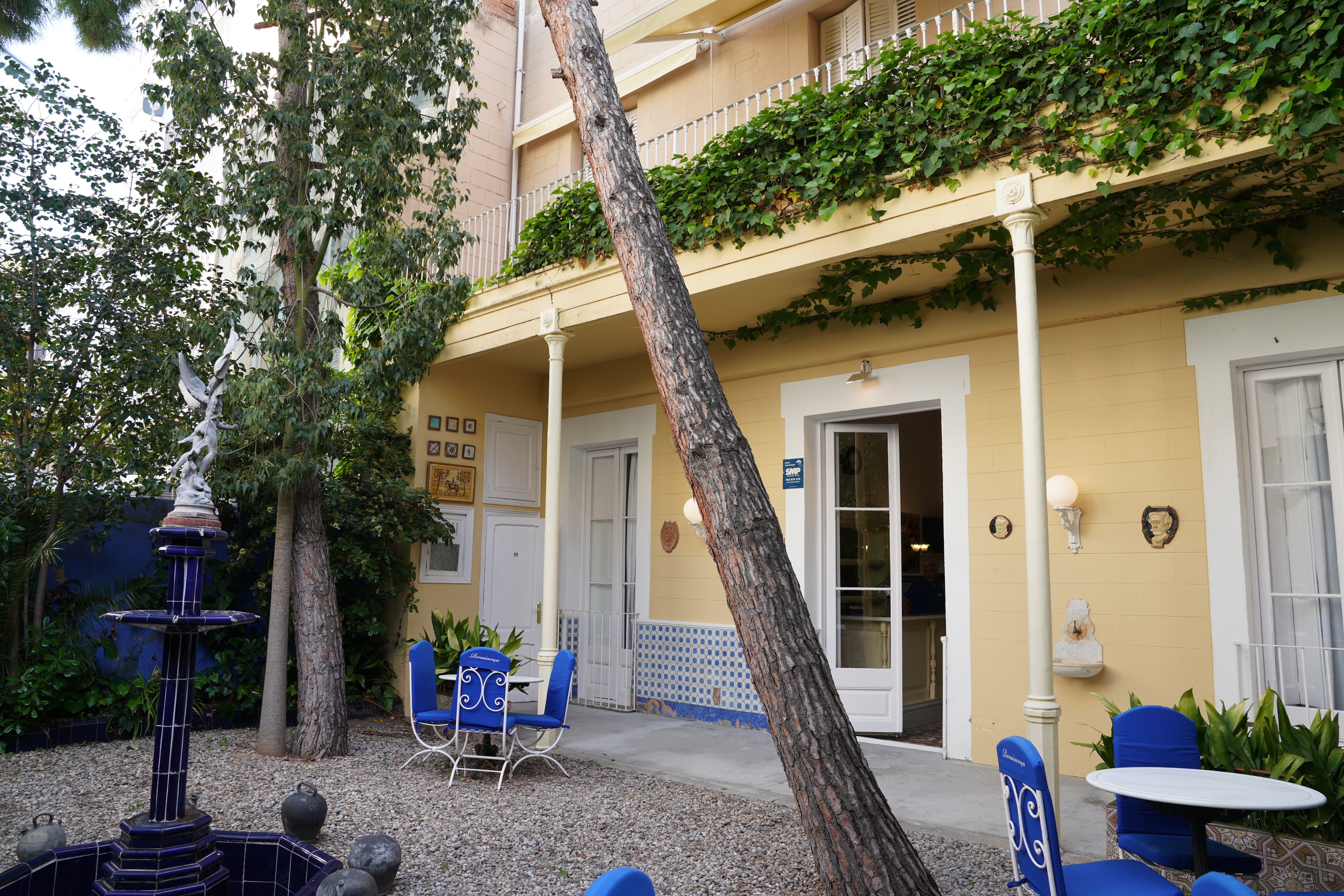 Hotel Medium Renaixença