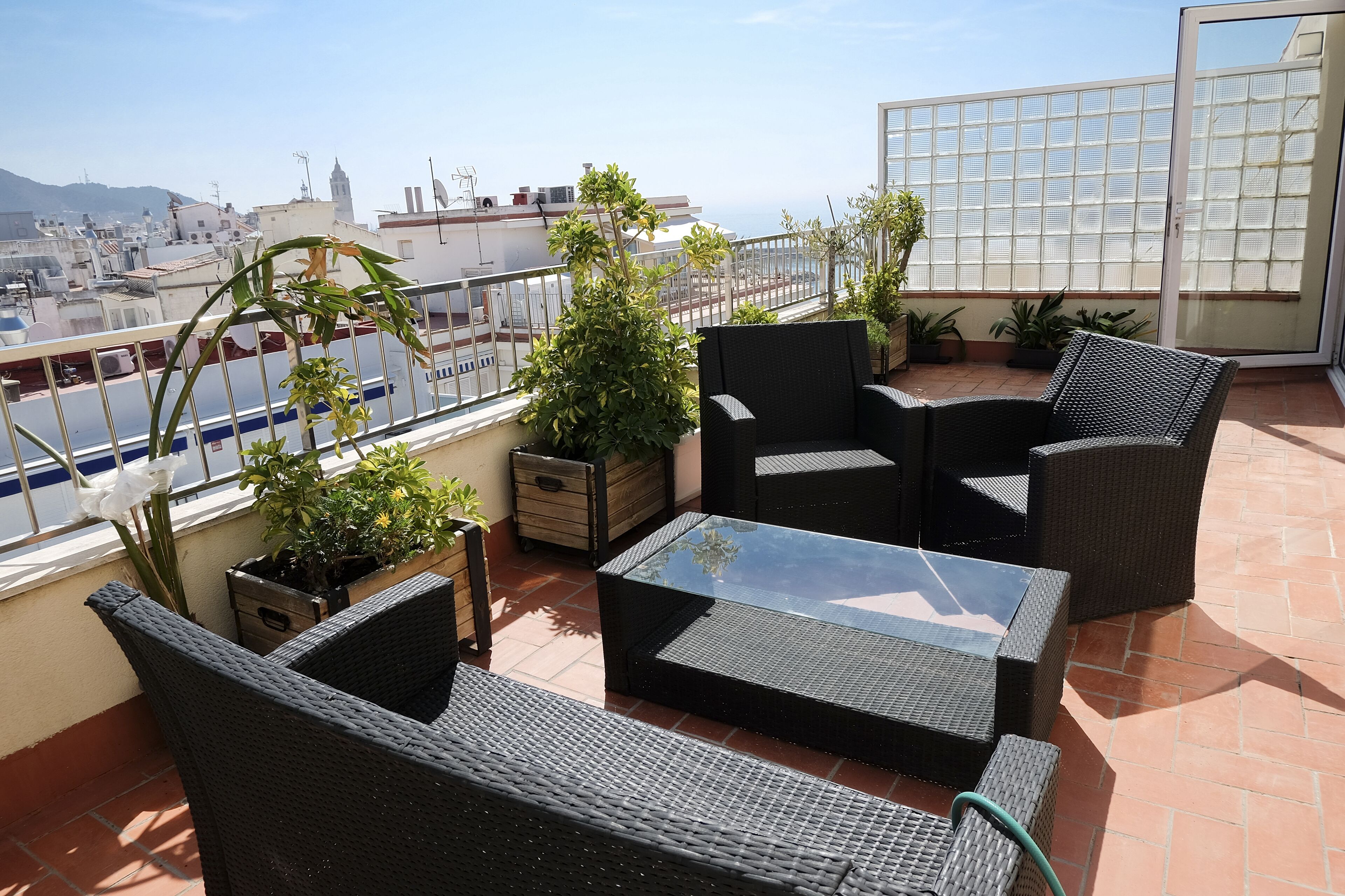 Hotel Subur