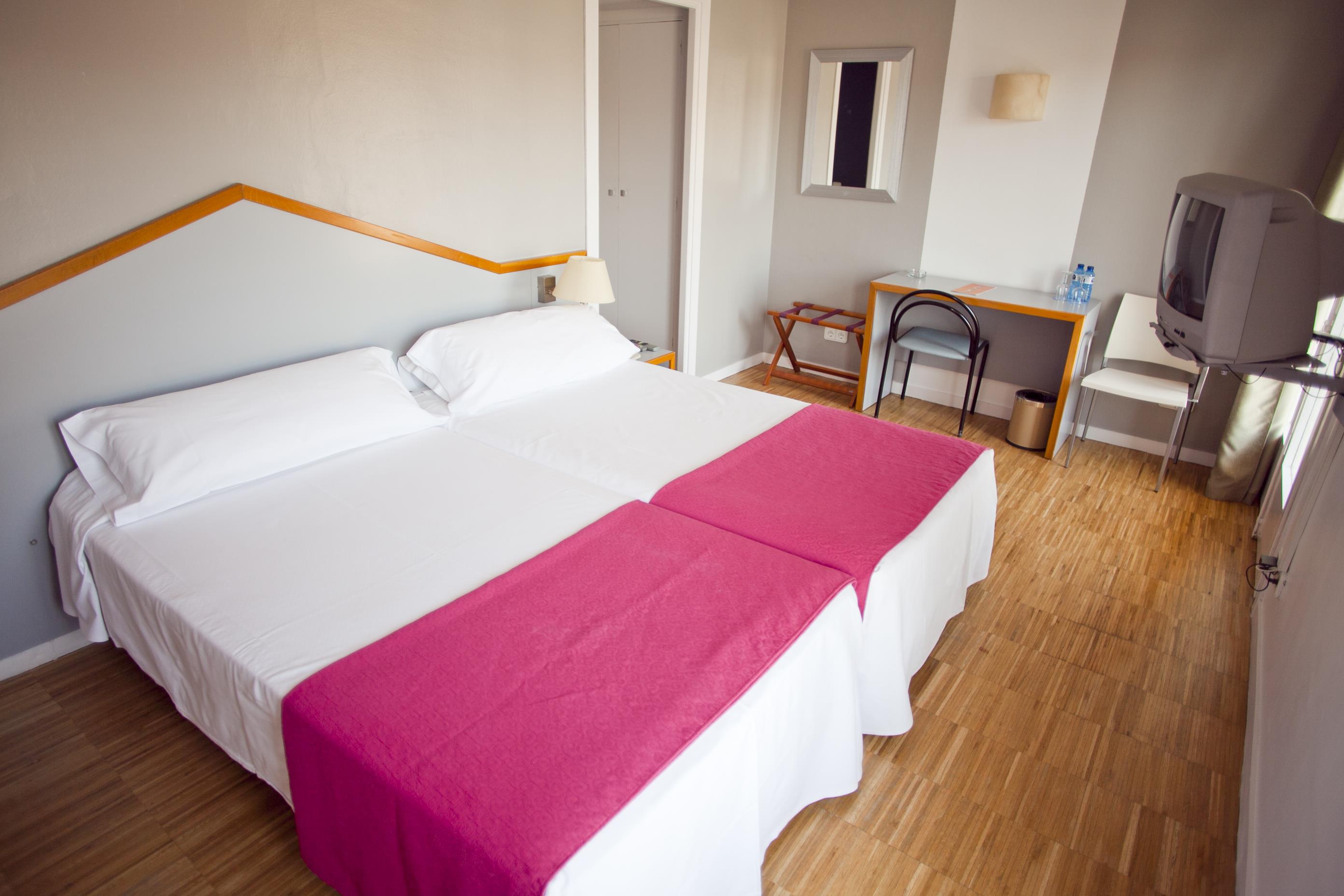 Hotel Subur