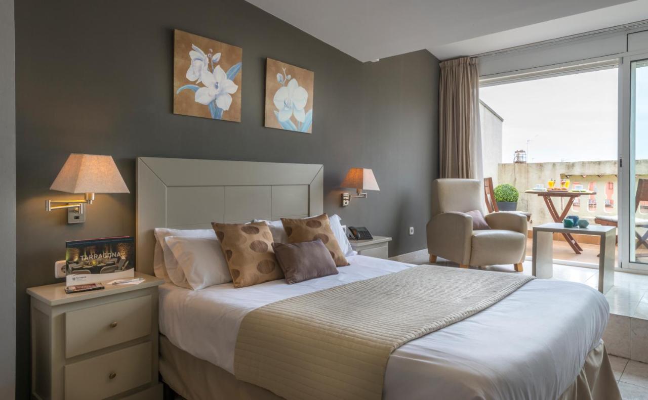 Alexandra Aparthotel