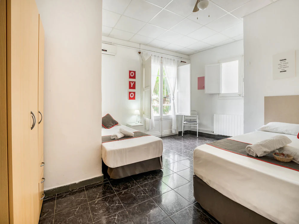 Hostal Patio de la Luna by OYO Rooms