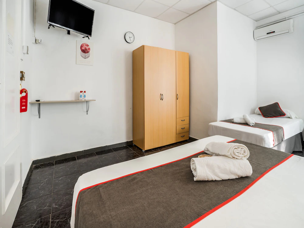 Hostal Patio de la Luna by OYO Rooms