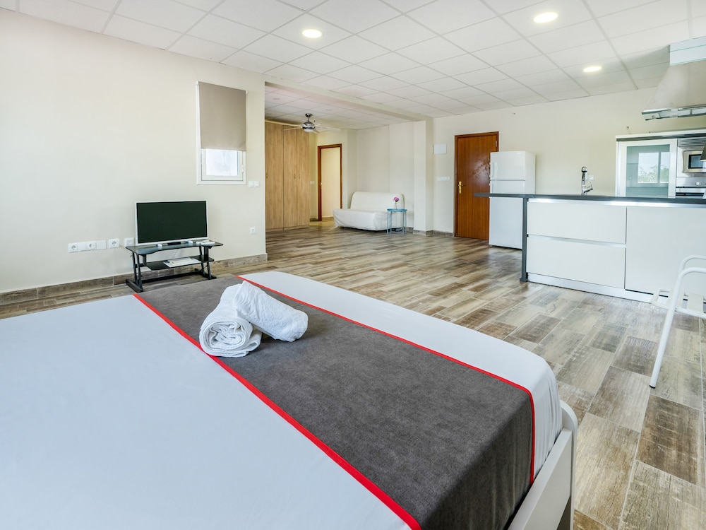 Hostal Patio de la Luna by OYO Rooms
