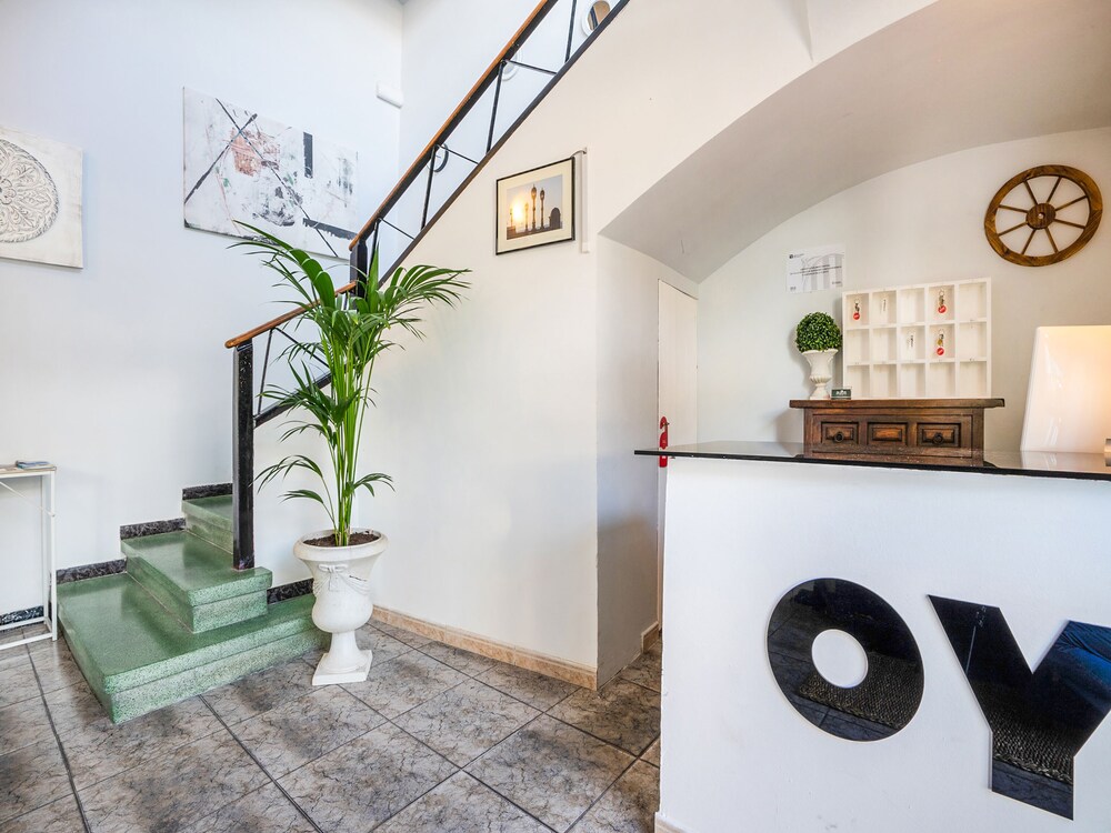 Hostal Patio de la Luna by OYO Rooms