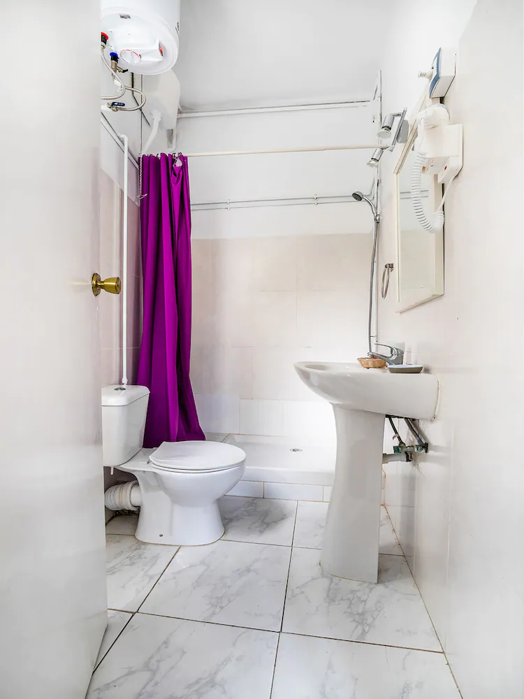 Hostal Patio de la Luna by OYO Rooms