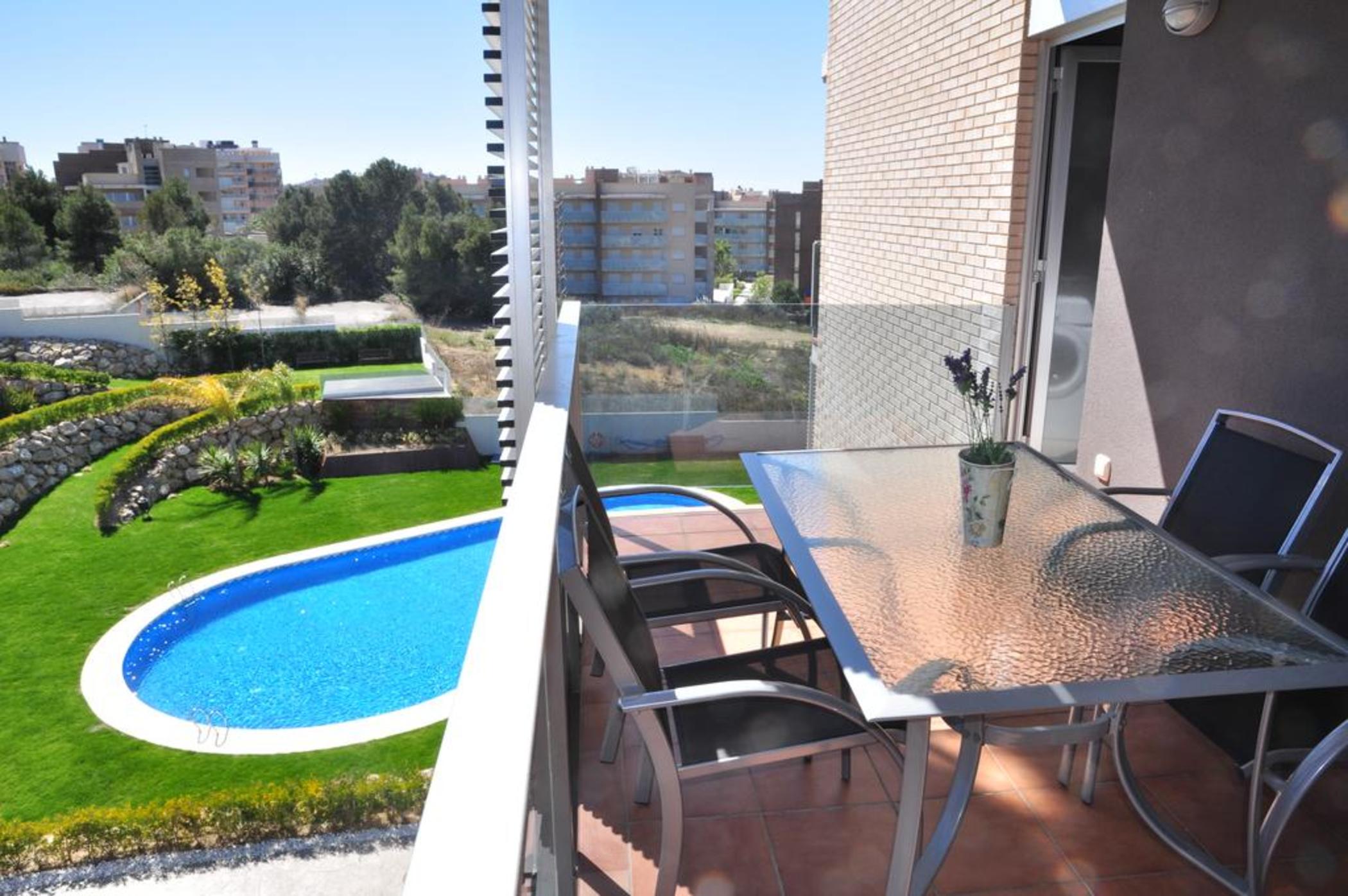 Rentalmar Families Paradise Village