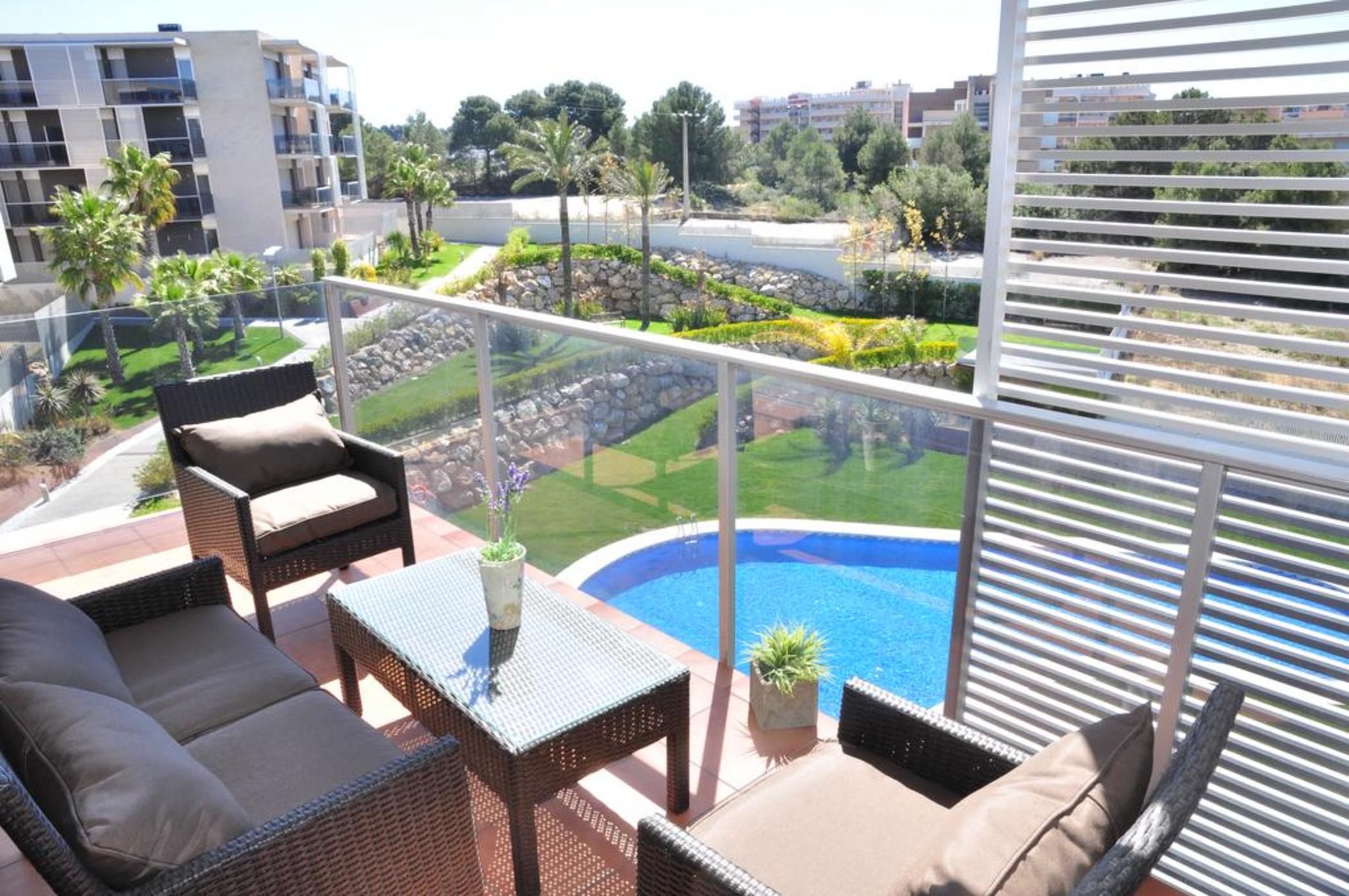 Rentalmar Families Paradise Village
