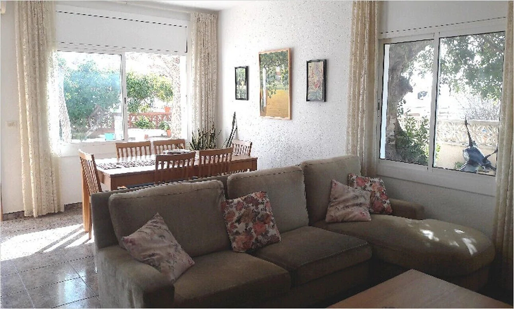 El Garrofer Carob Holidays House