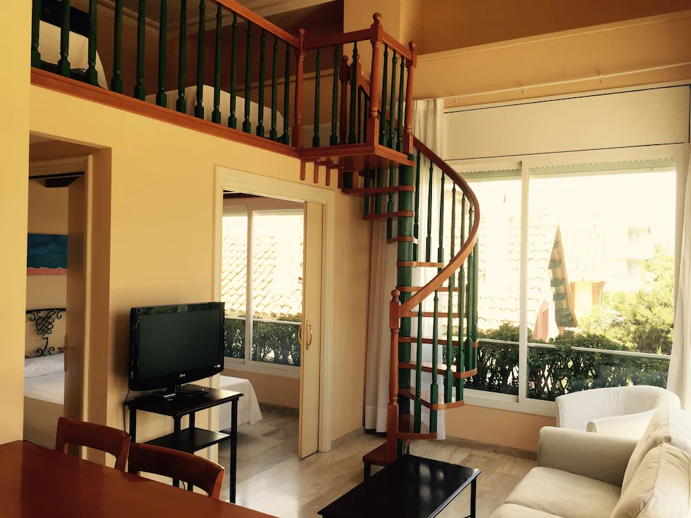 Marea Aparthotel