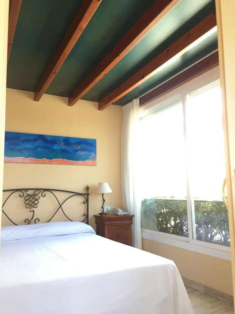 Marea Aparthotel