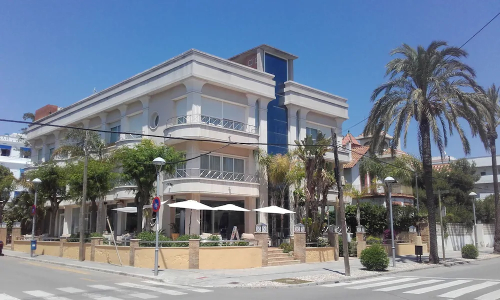 Marea Aparthotel