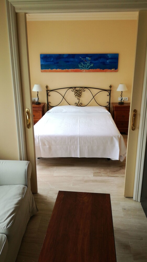Marea Aparthotel