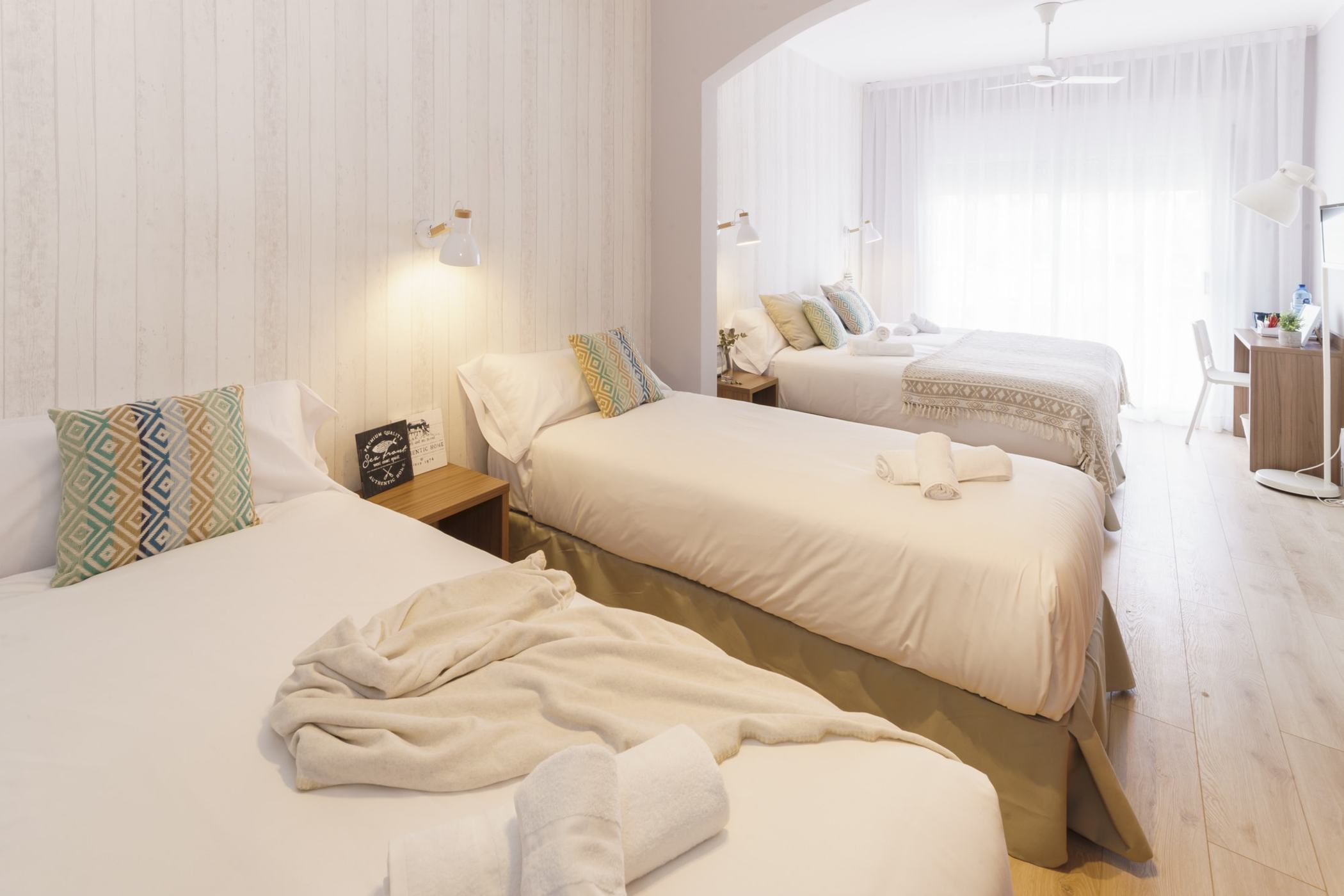 Mumm by Pillow