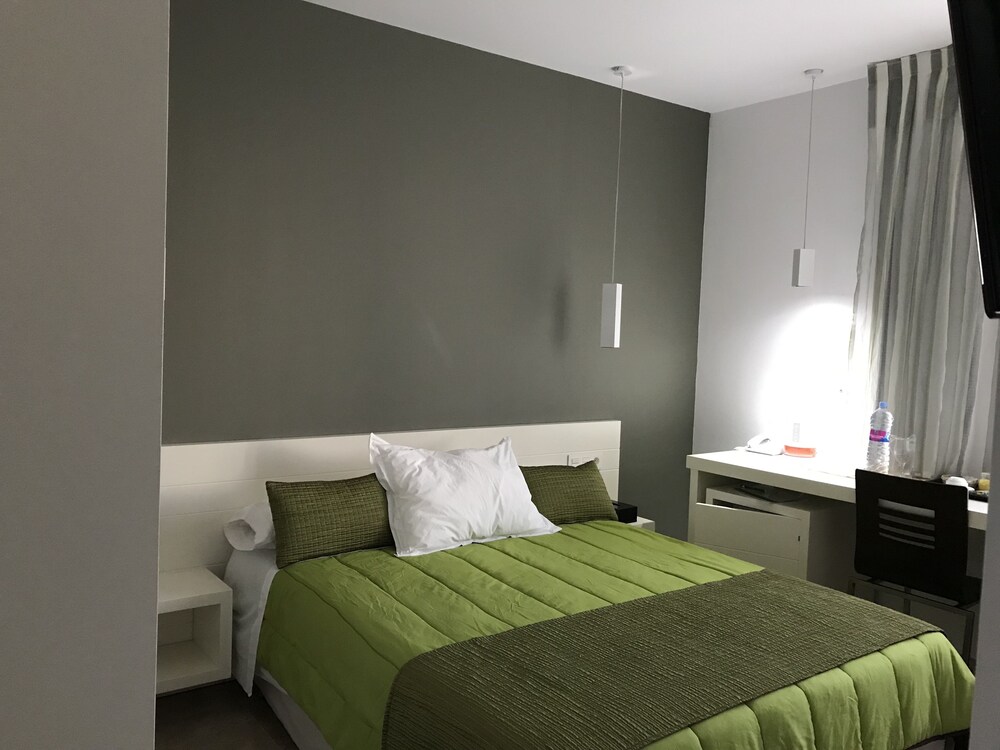 Hotel Senderos