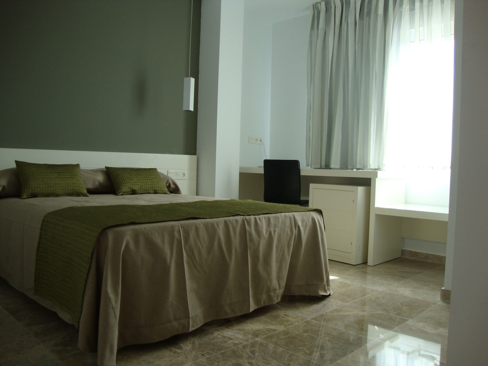Hotel Senderos