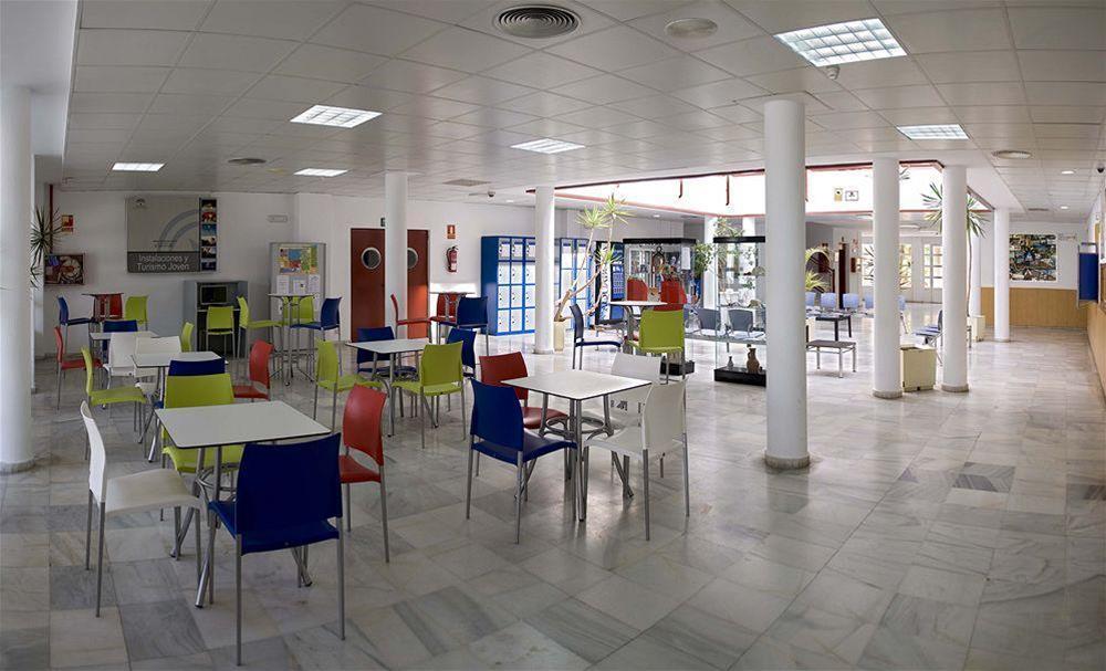 Albergue Inturjoven Almería - Hostel