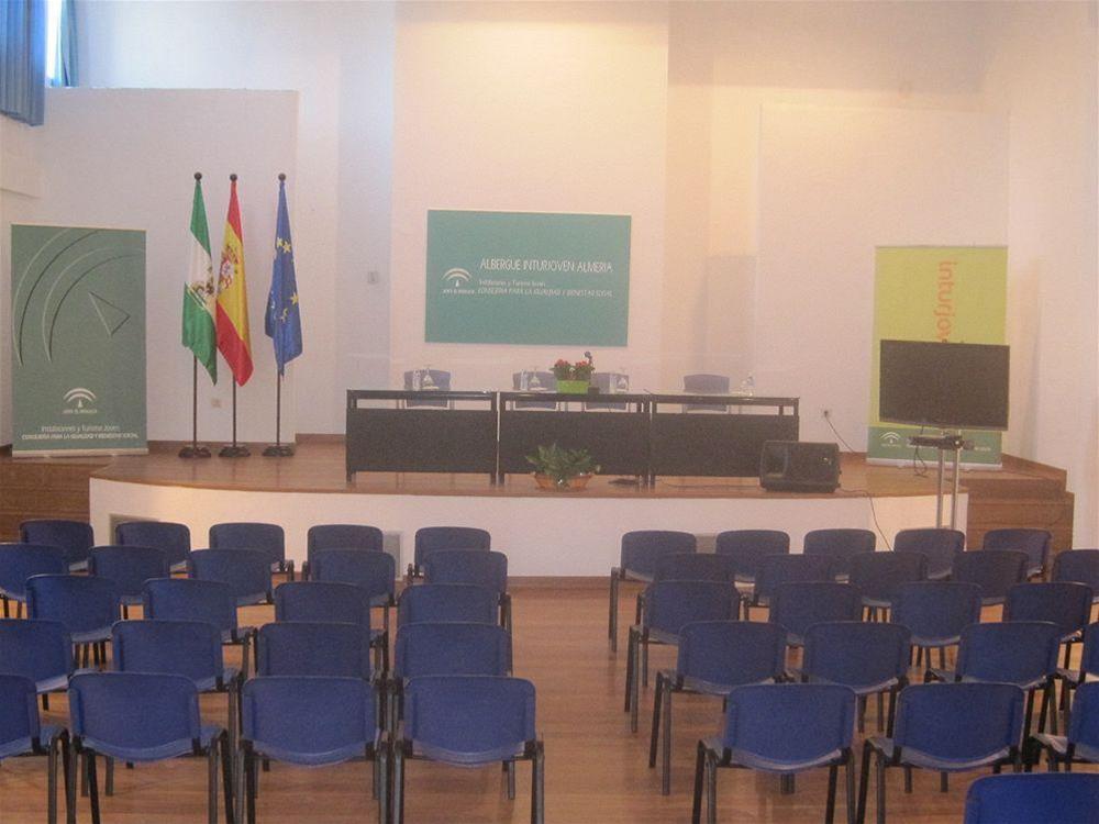 Albergue Inturjoven Almería - Hostel
