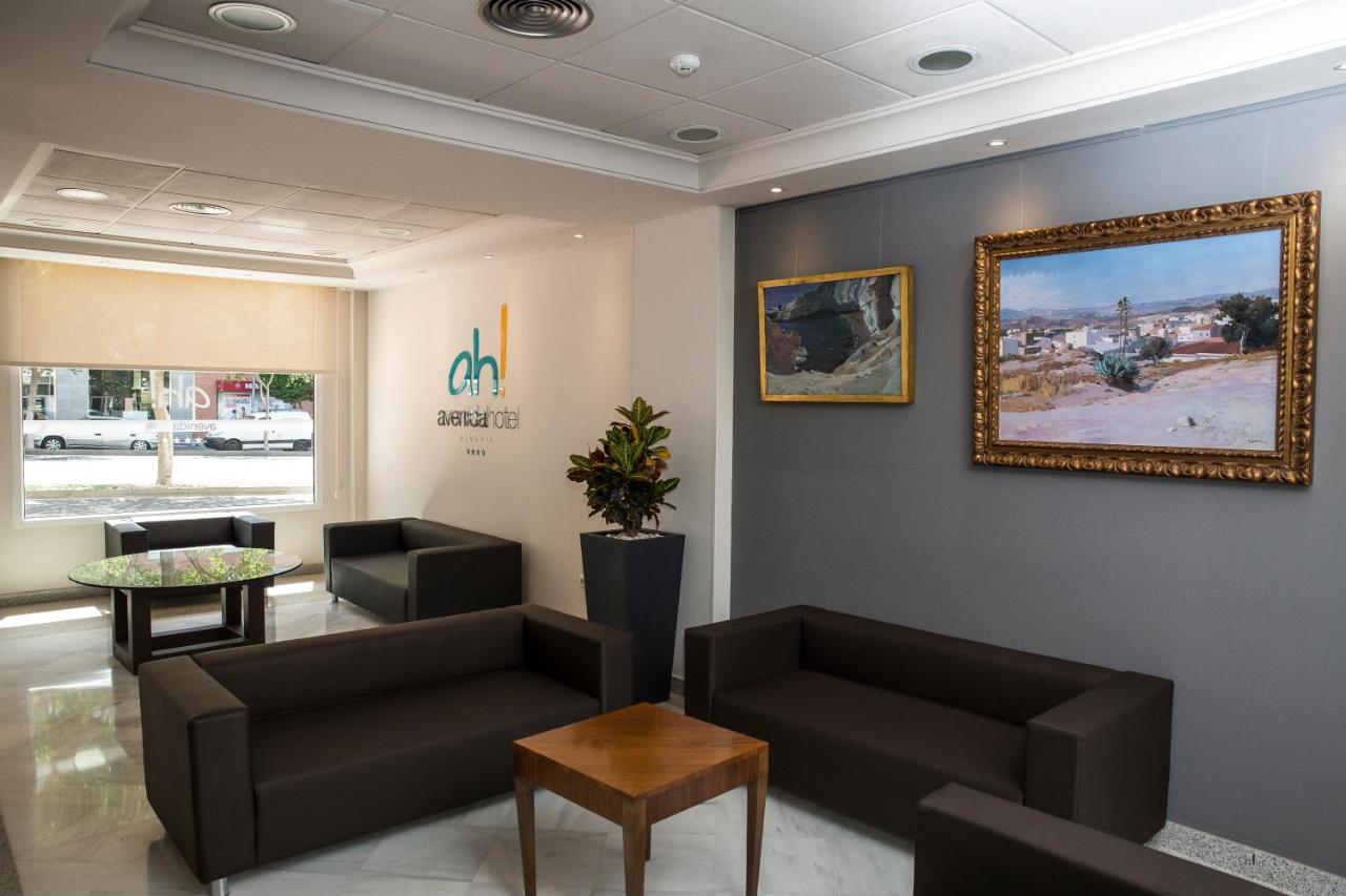 Avenida Hotel