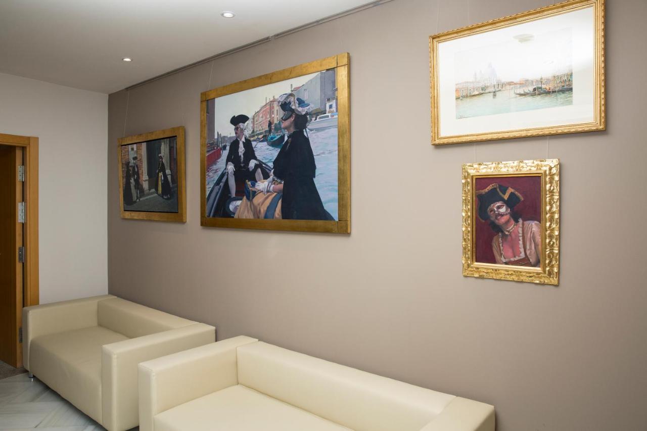 Avenida Hotel
