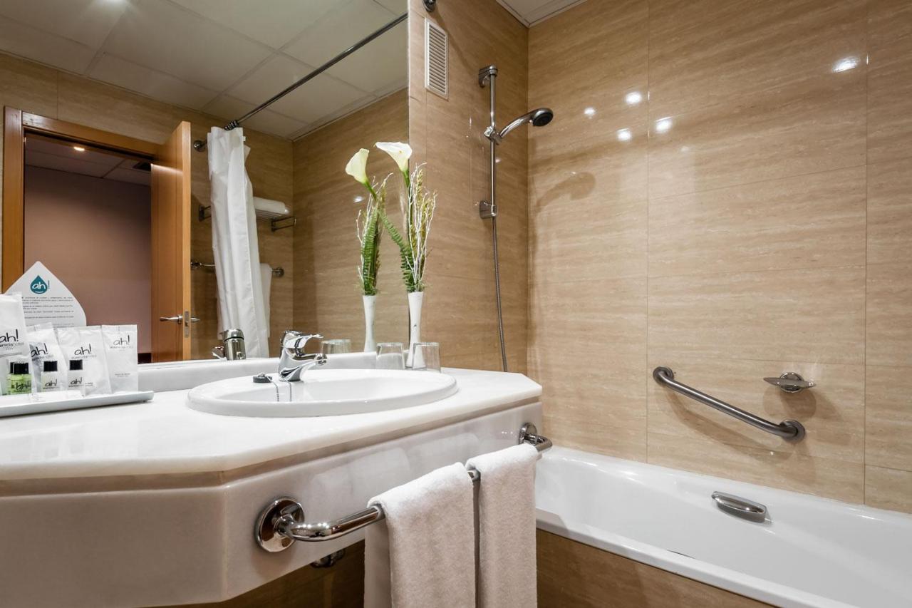 Avenida Hotel