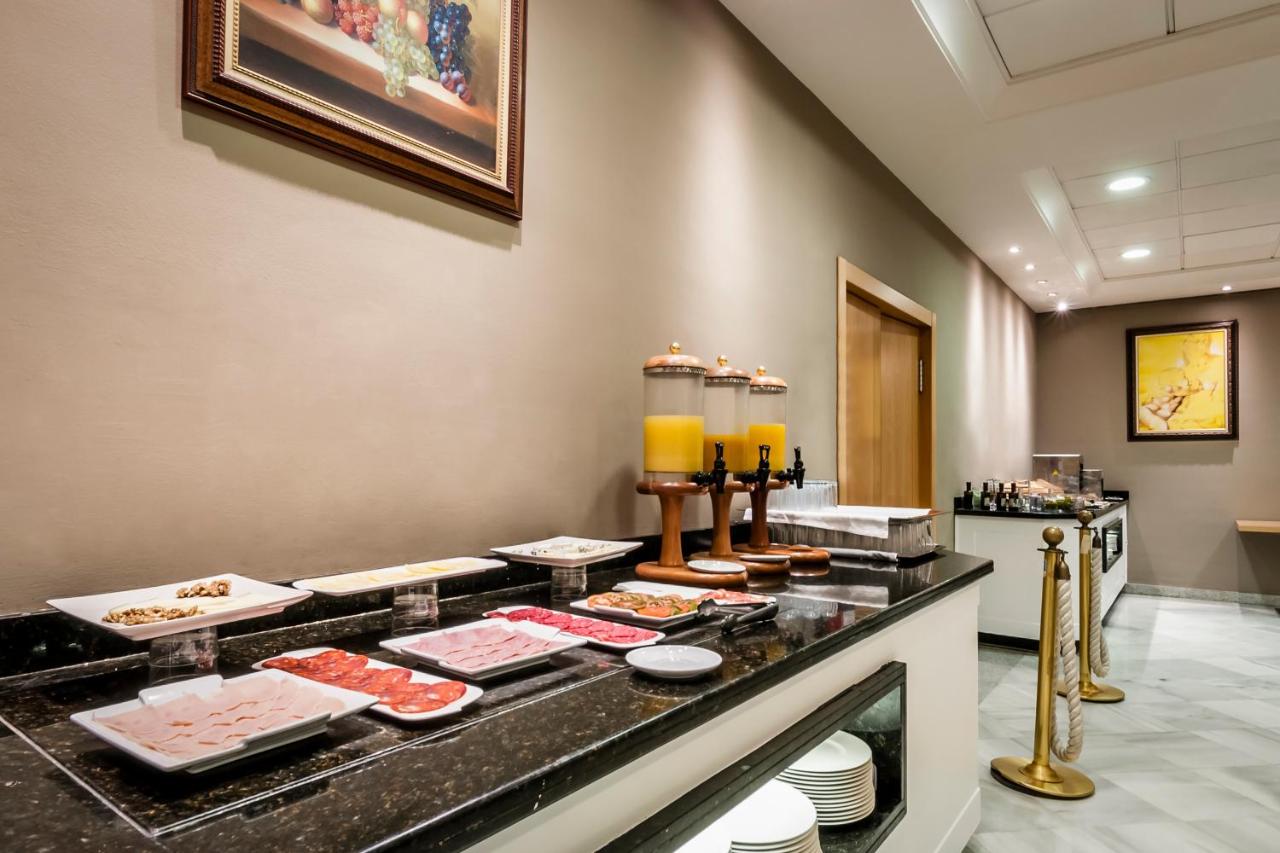 Avenida Hotel