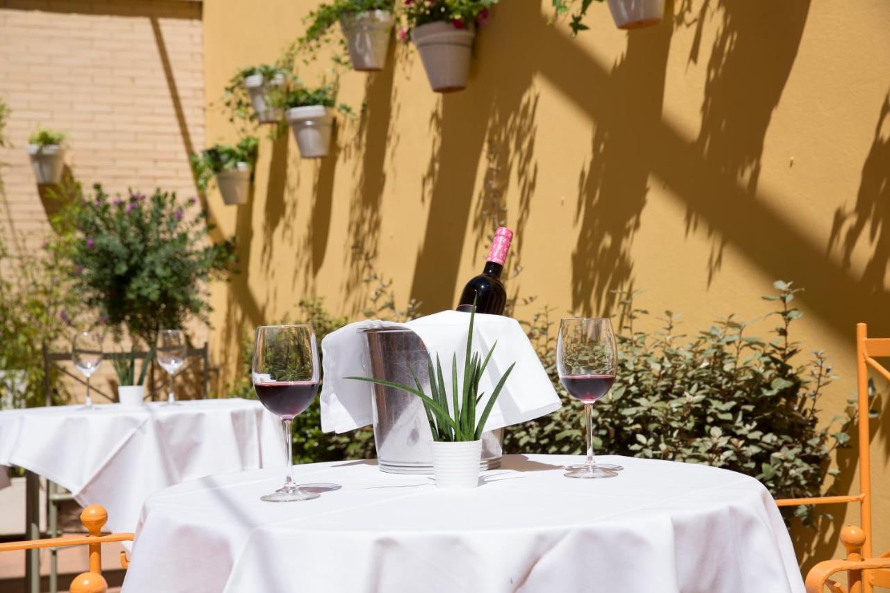 Avenida Hotel