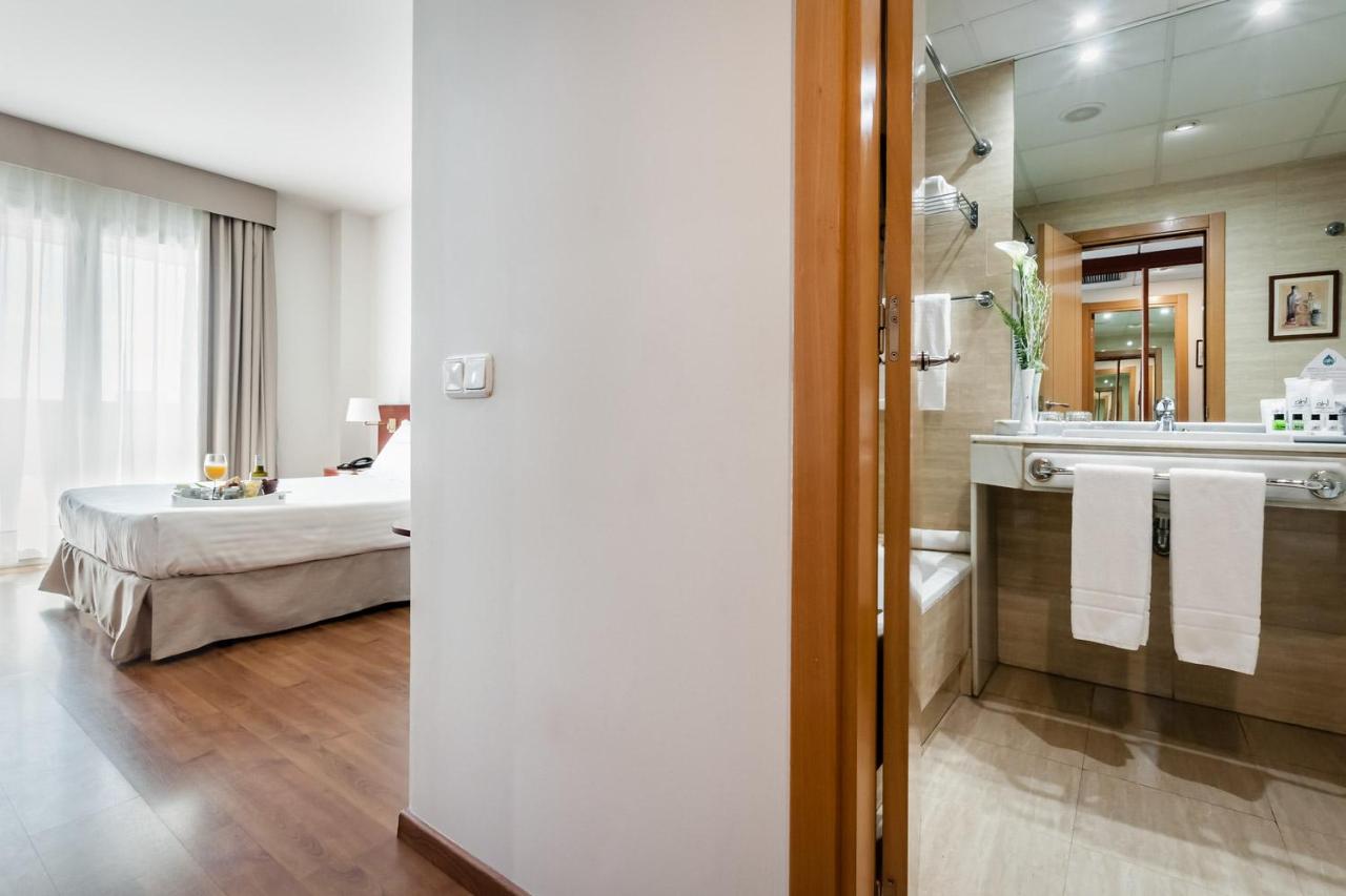 Avenida Hotel