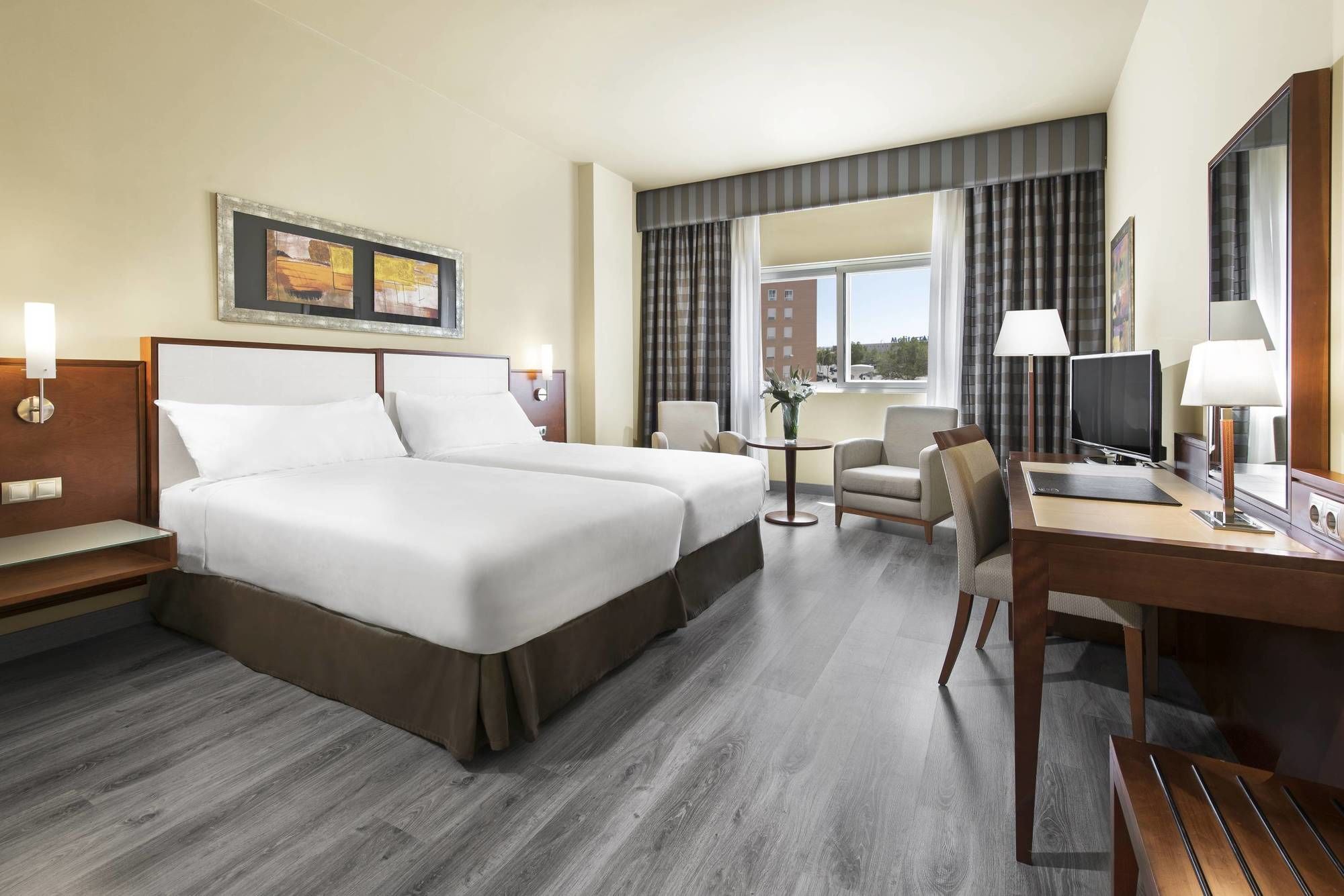 Elba Almería Business & Convention Hotel
