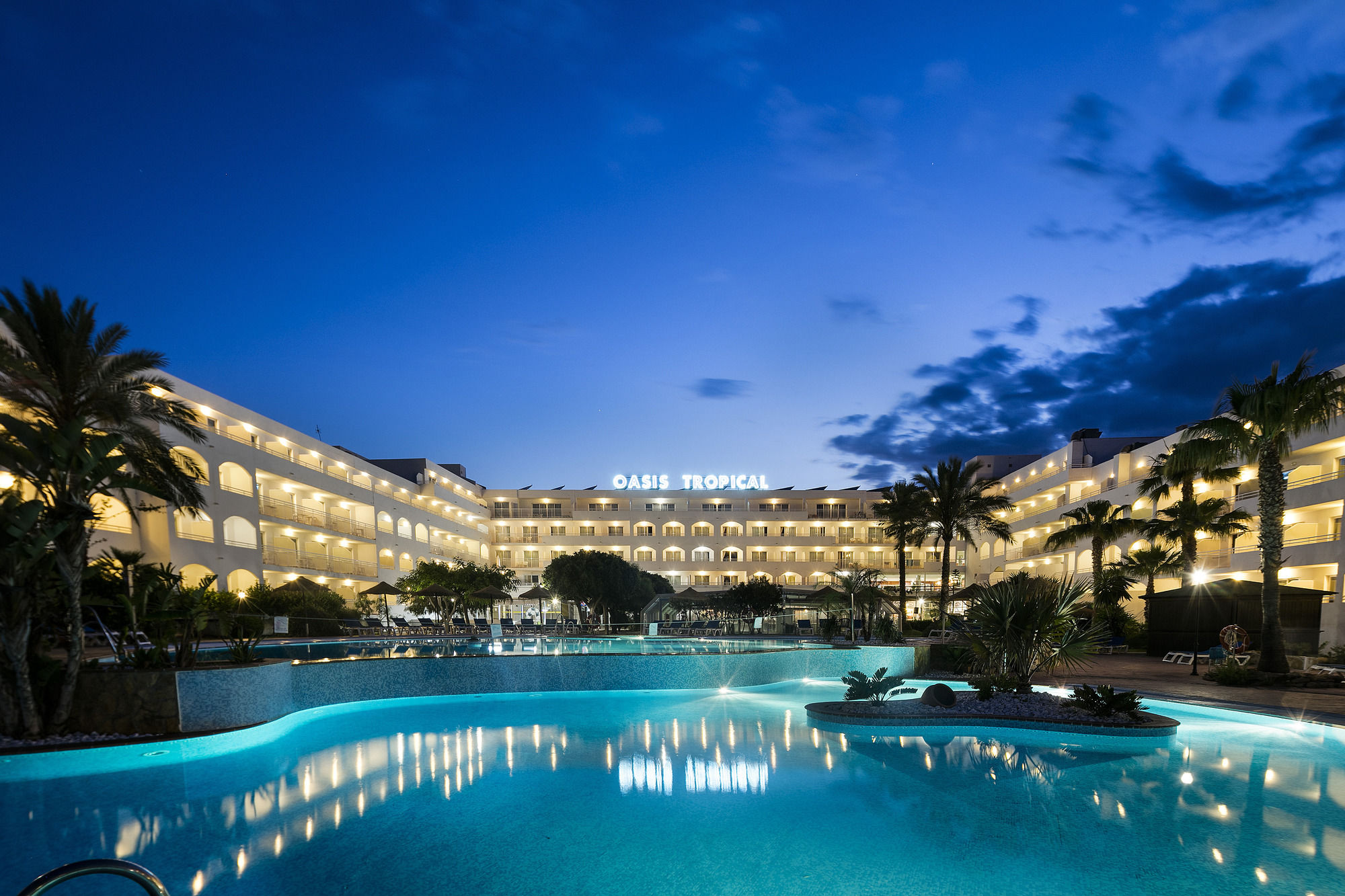 Best Oasis Tropical