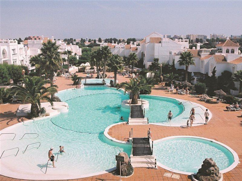 Apartamentos Golf Center Pueblo
